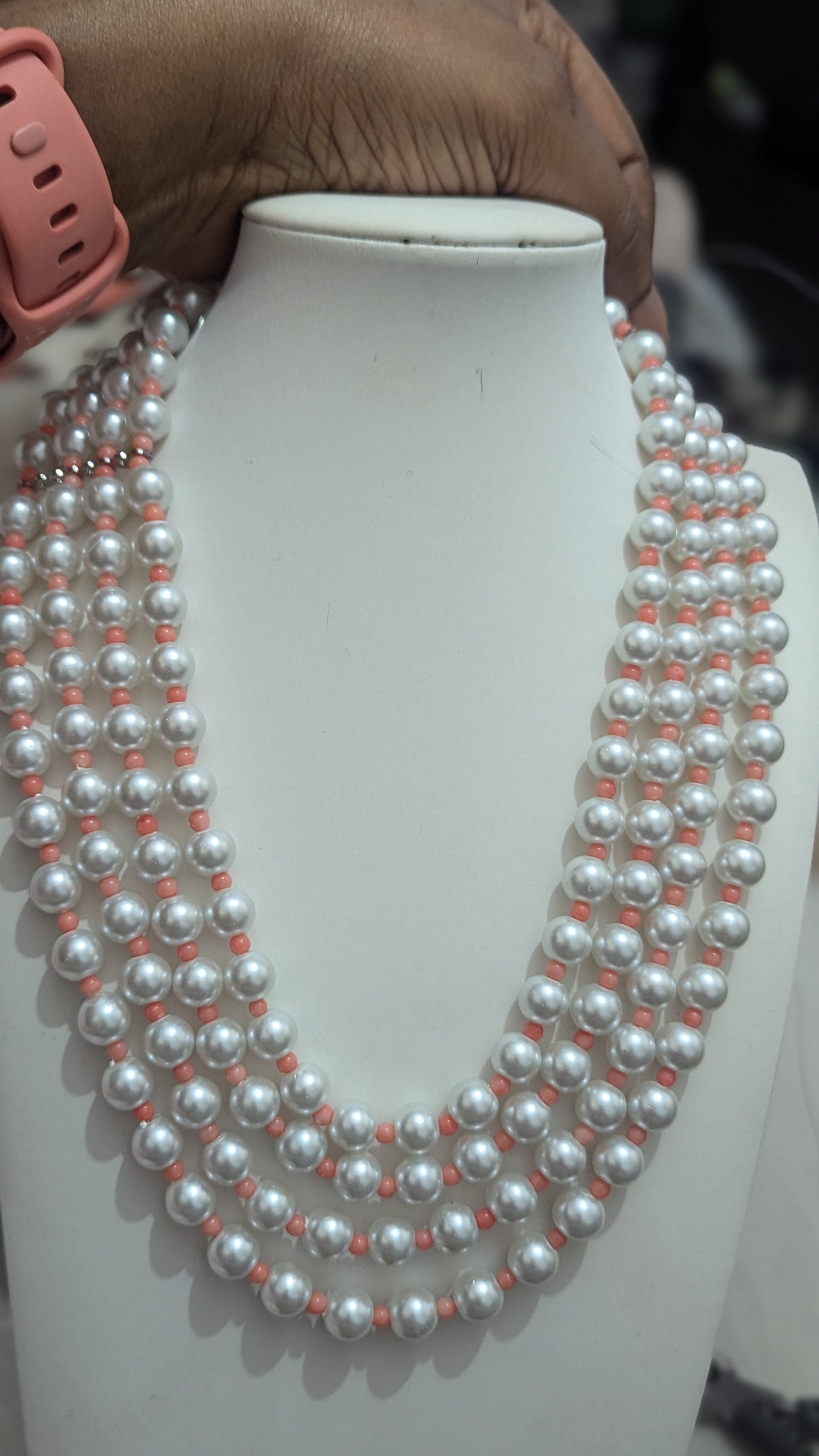 The Amoke Jewellery Set