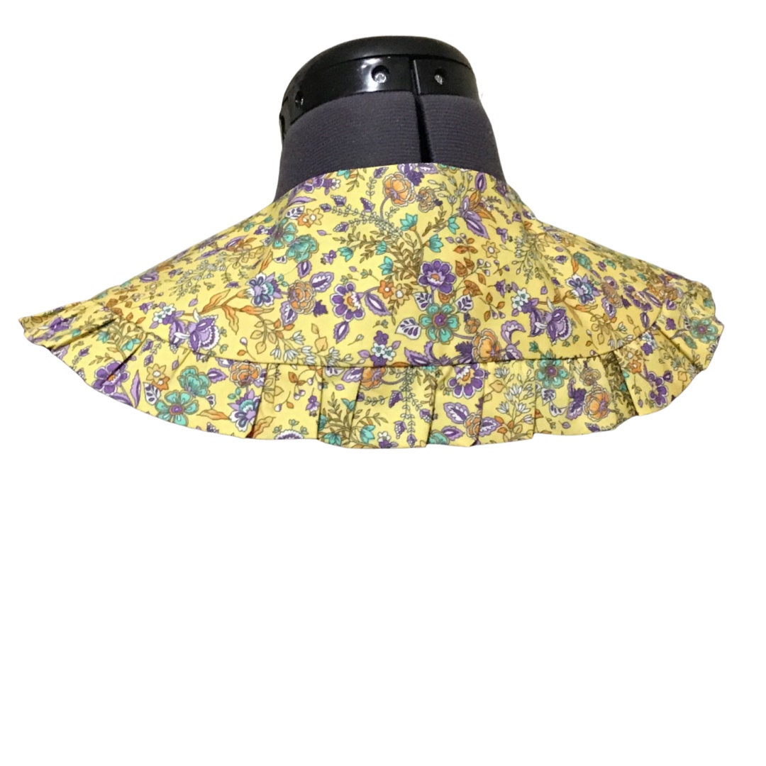 Yellow Floral Collar