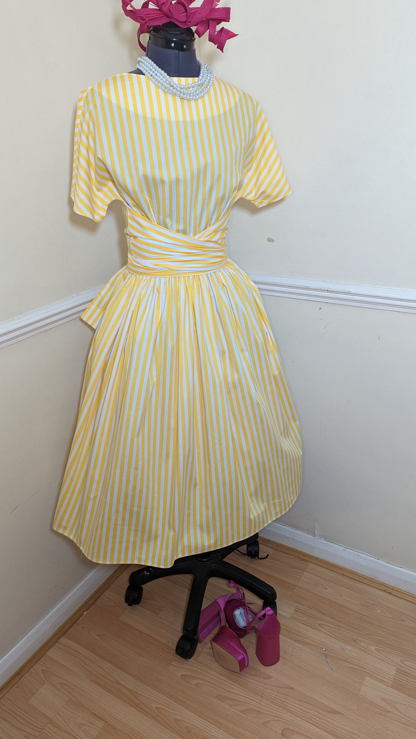 Abigail, 1960s Vintage Dress in Yellow