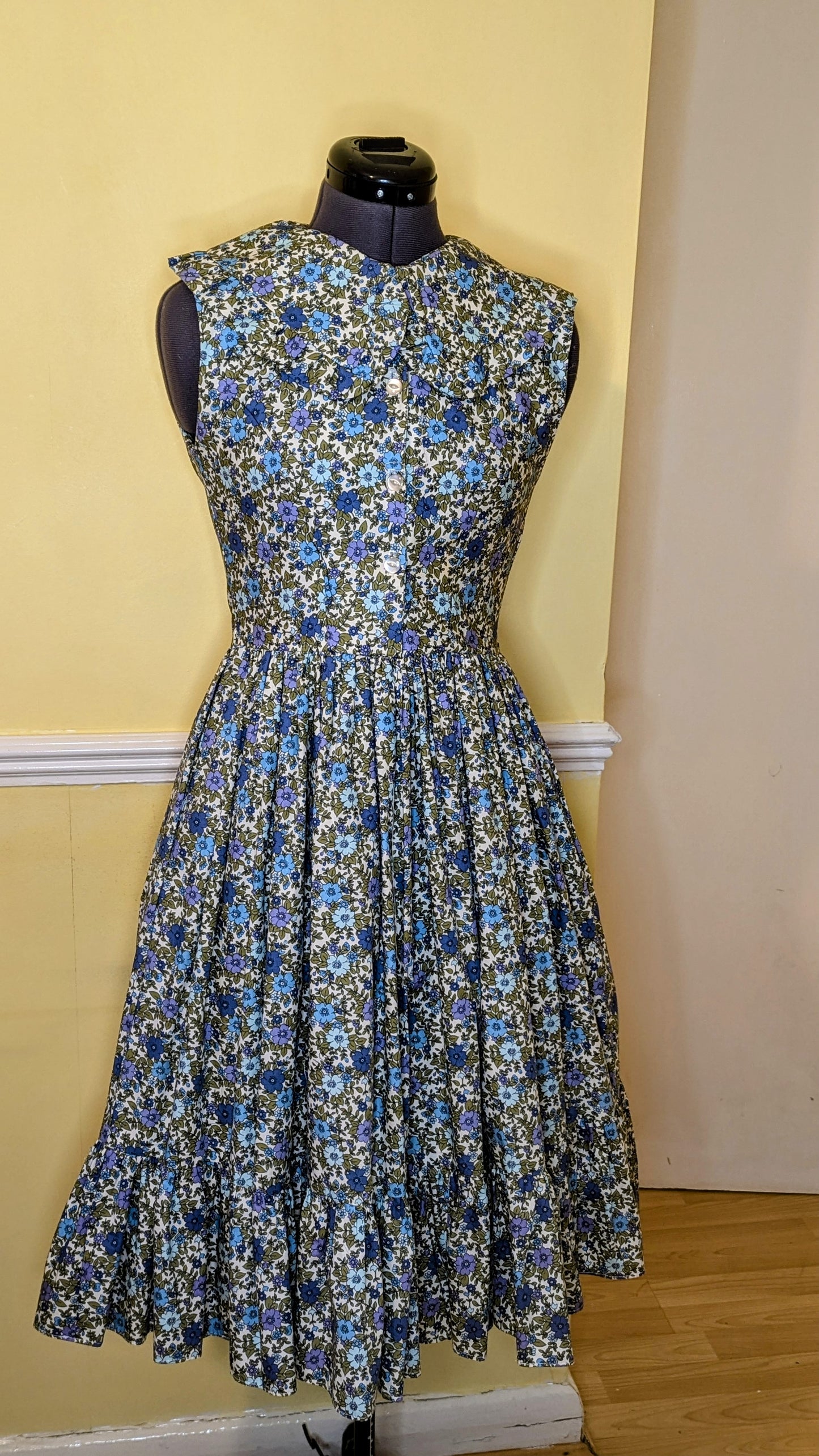 Size 10 floral cotton dress, ready to ship