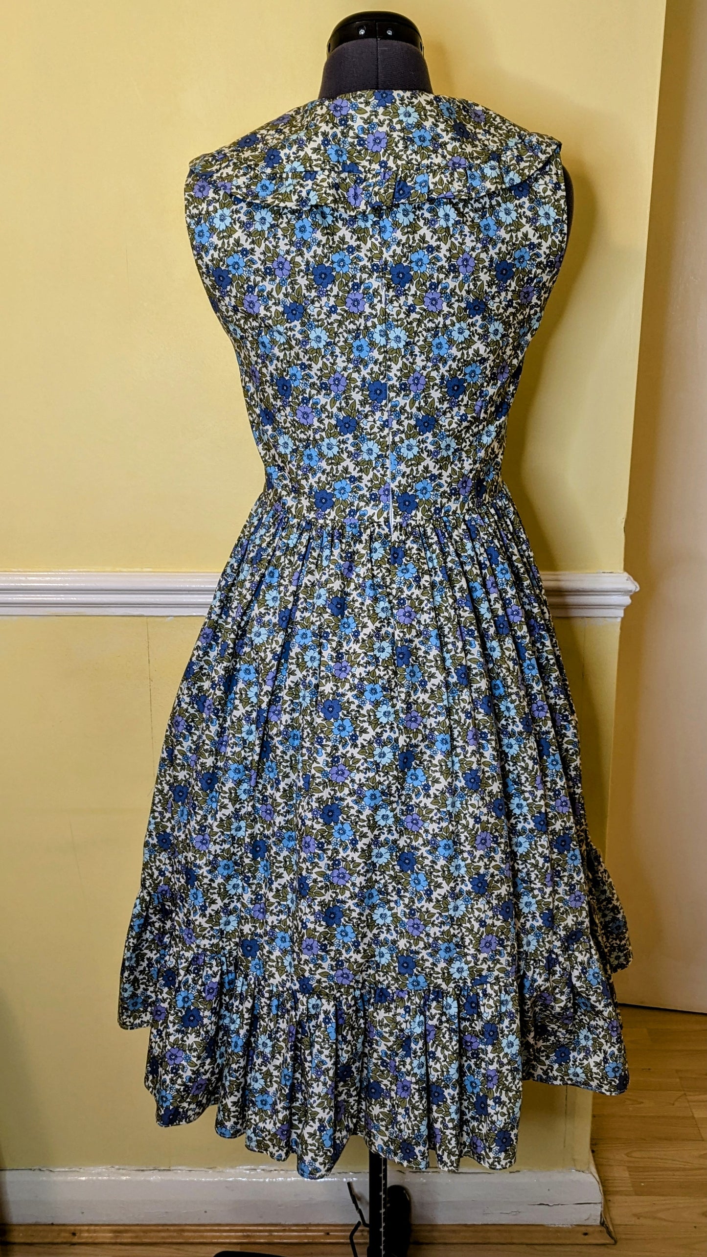 Size 10 floral cotton dress, ready to ship