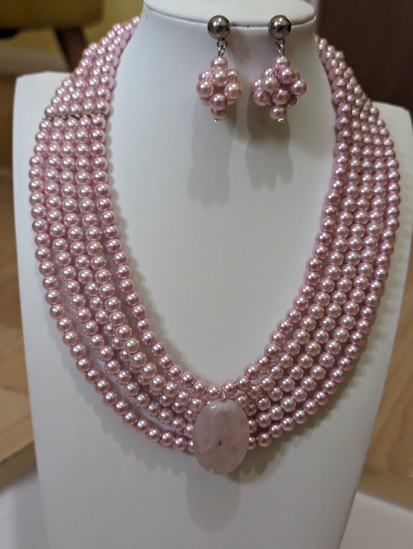 The pink pearl set