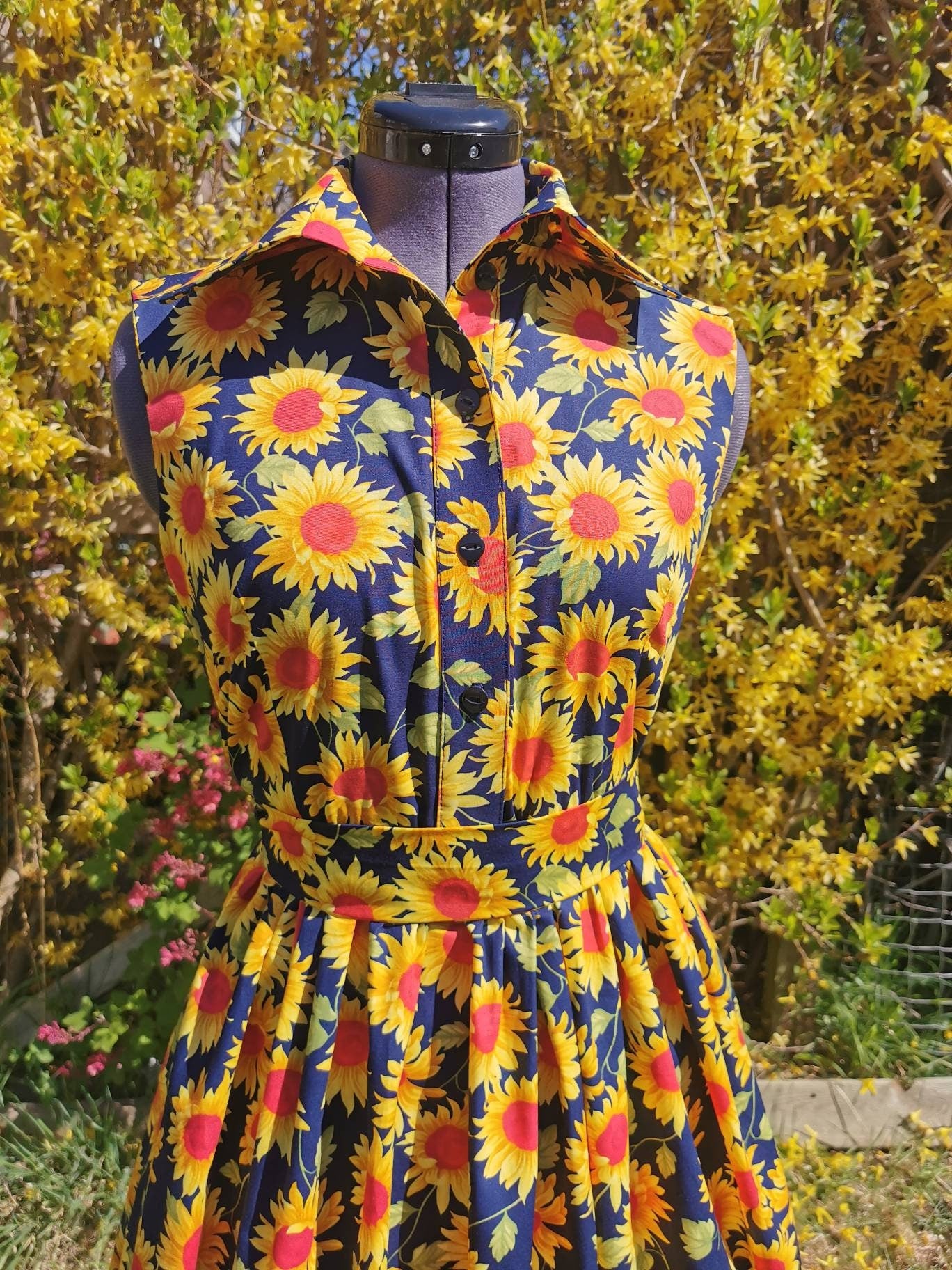 Carla,  Navy Sunflower Dress, classic Vintage, 1950s Housewives Dress